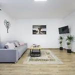 Stud Mb شقة