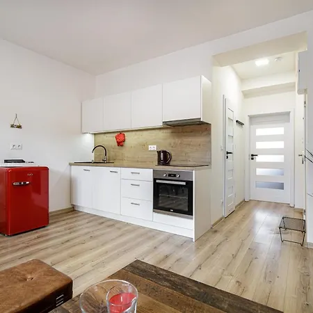Apartment Stud Mb *