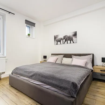 Apartment Stud Mb